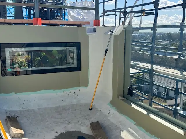 glass wall and window construct (2)